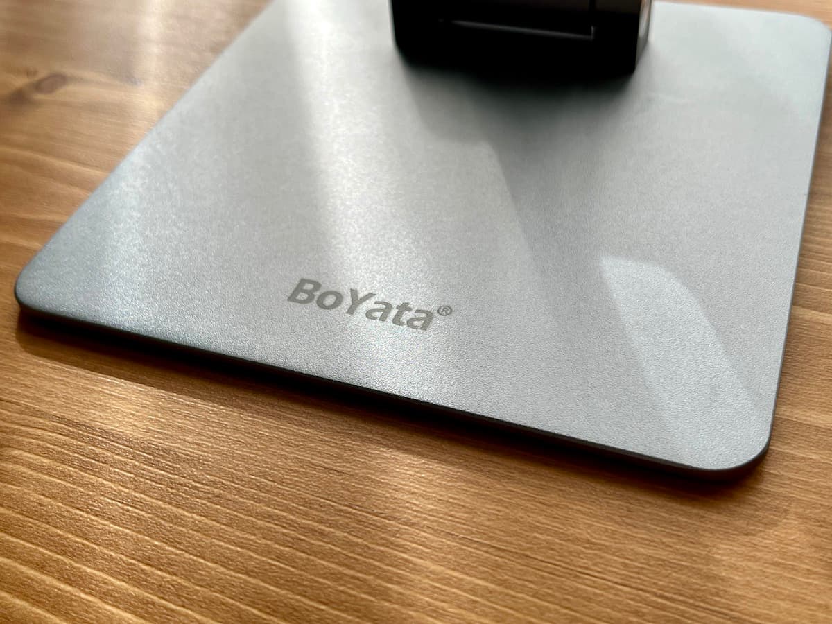 BoYataのiPad用タブレットスタンドのロゴ