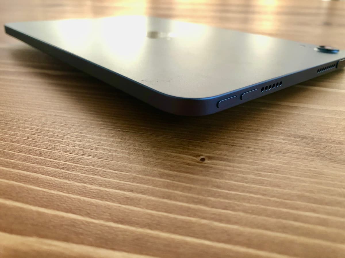 新型iPad mini 6は角張ったデザインに