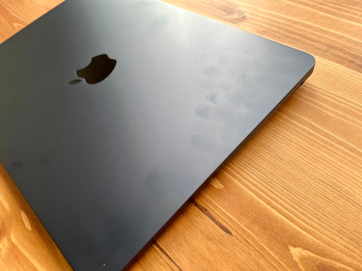 MacBook Air M2のハードケースはどれがおすすめ？【NIMASOクリアケース 